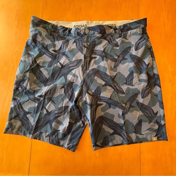 Adidas Ultimate 365 40 Blue Whale Print Athletic Shorts - Picture 1 of 9